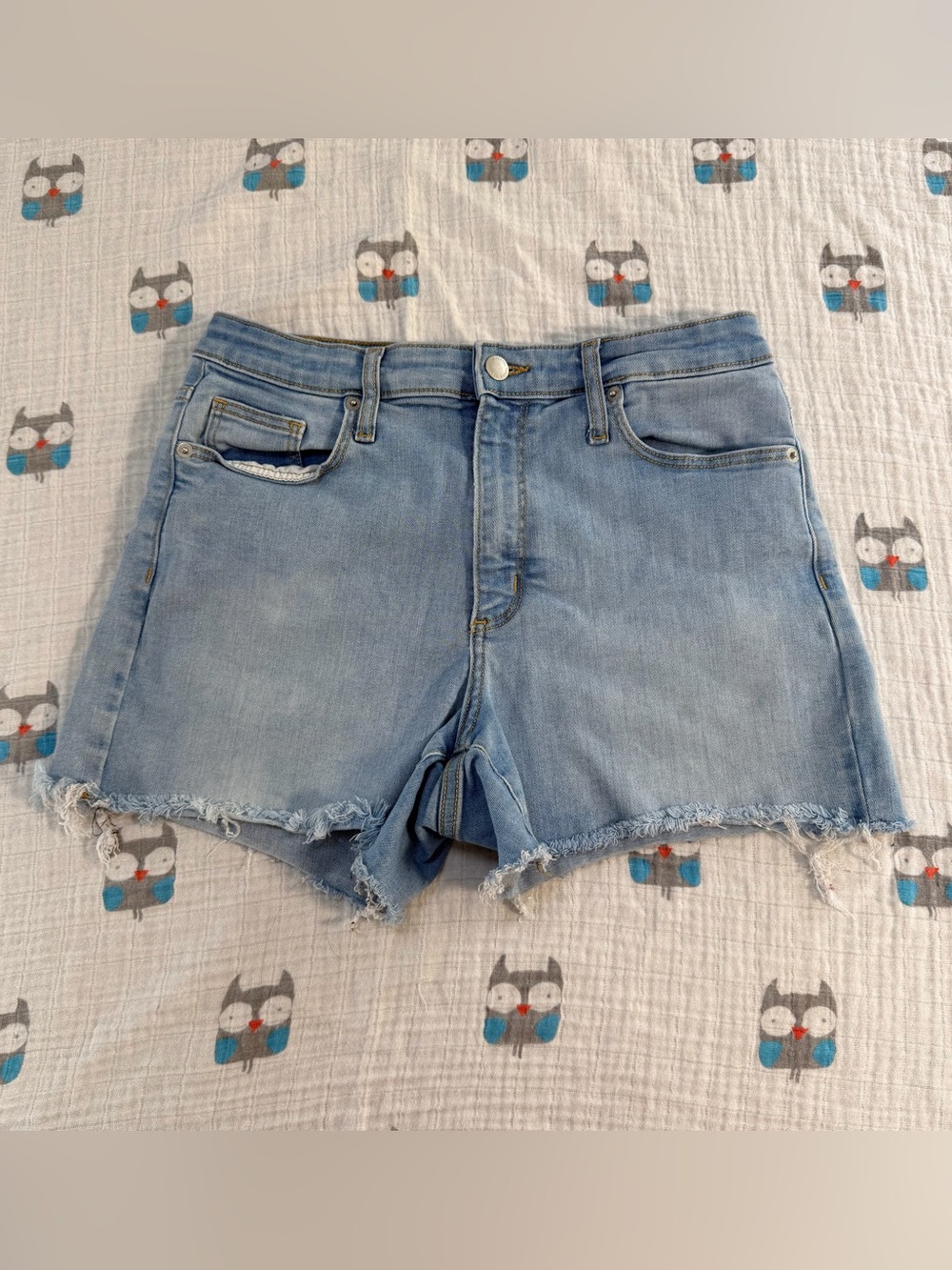 Universal Thread High Rise Midi Denim Shorts Size 10/30R
